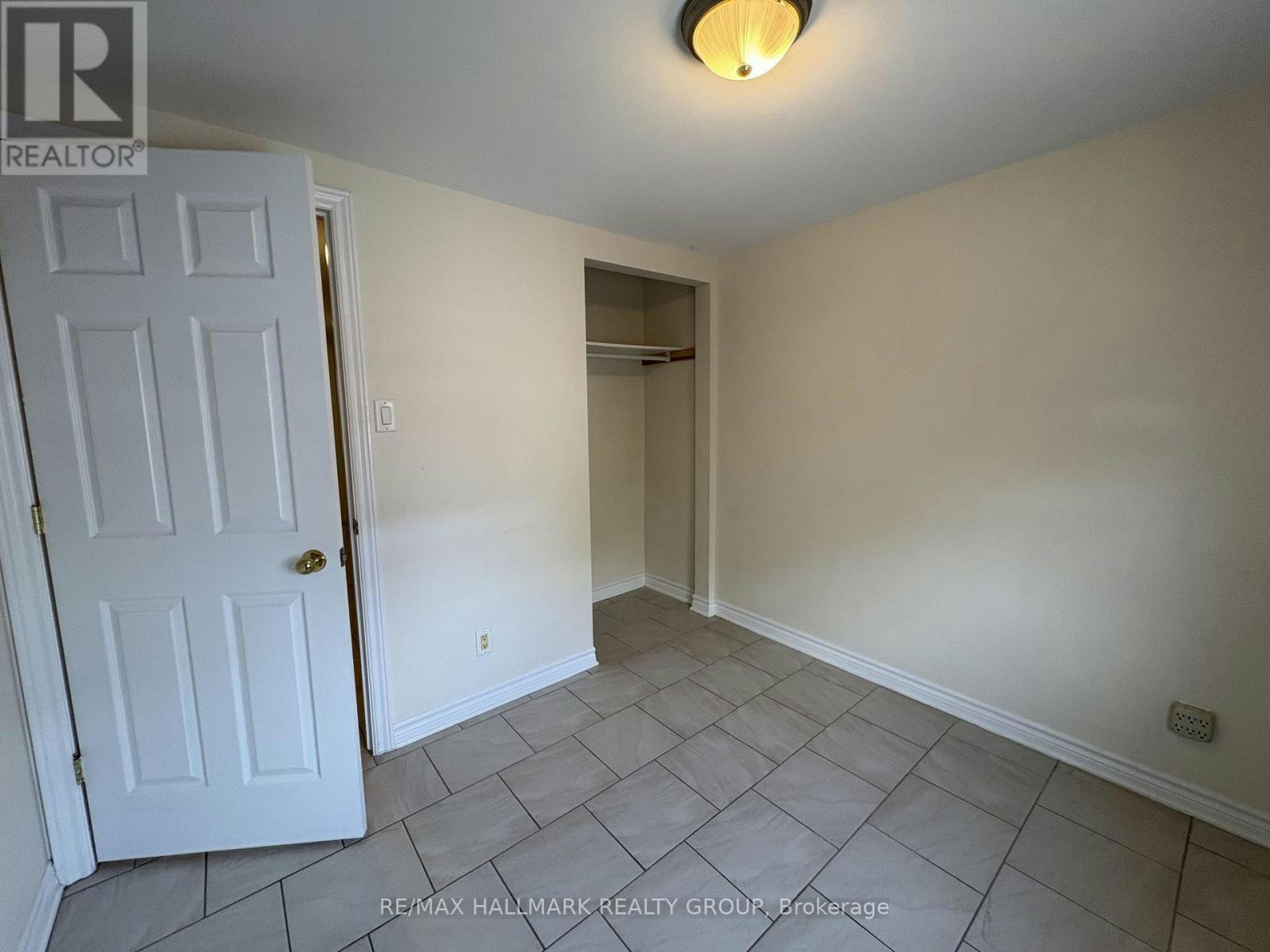 230 Cumberland Street, Ottawa, ON, K1N 5J1 - 8