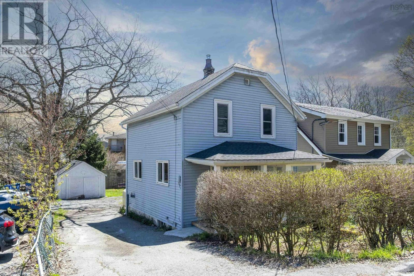 13 Mcfatridge Road, Halifax, NS, B3N 2R2
