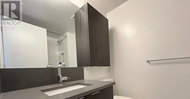 1003-38 Iannuzzi Street, Toronto, ON, M5V 0S2 - 6