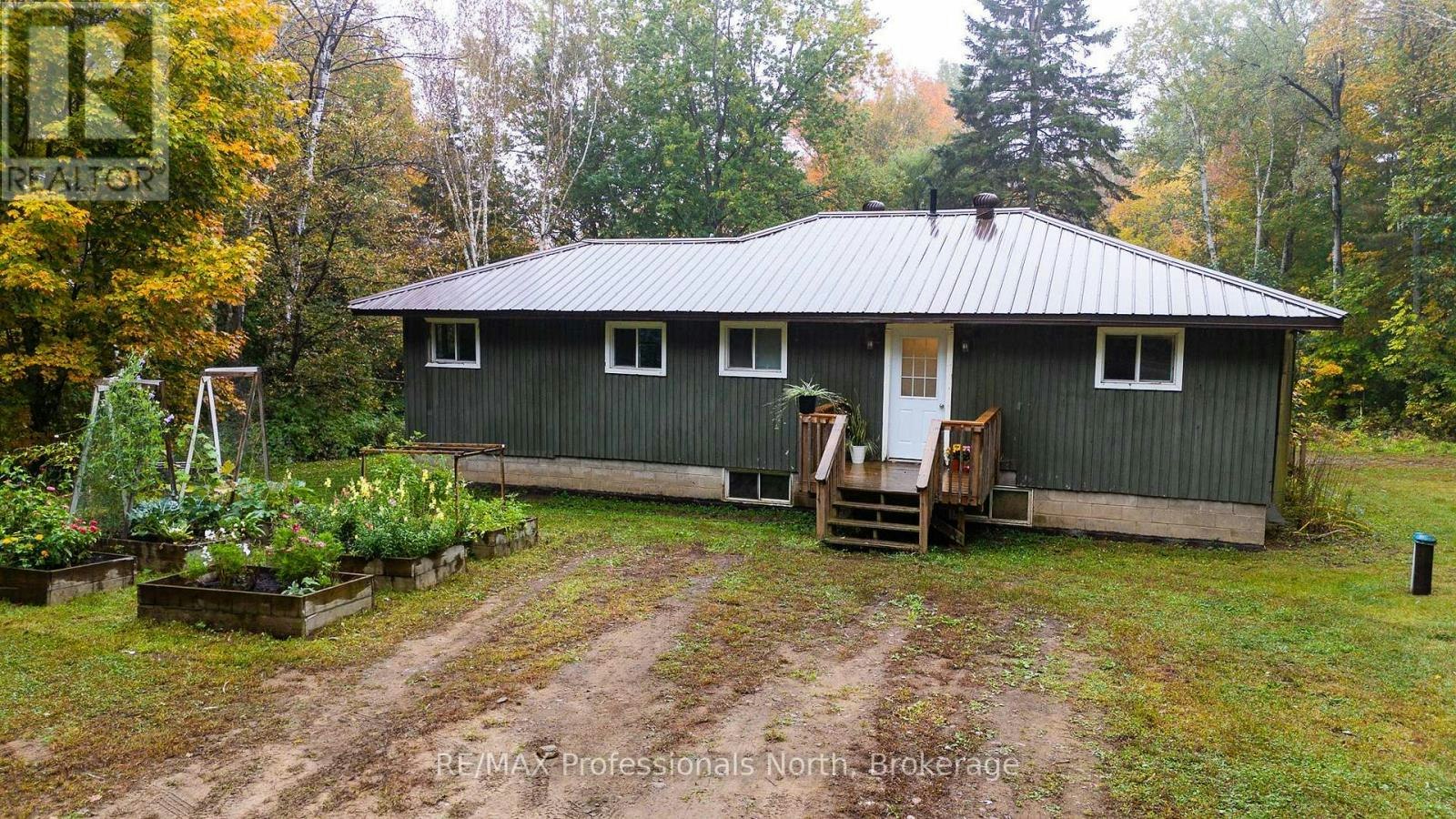 1010 Mahaffy Court, Minden Hills, ON, K0M 2K0
