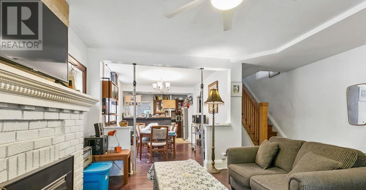 MAIN & 2ND-585 Woodbine Avenue, Toronto, ON, M4E 2H9 - 5