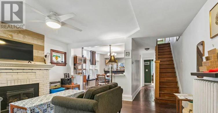 MAIN & 2ND-585 Woodbine Avenue, Toronto, ON, M4E 2H9 - 4