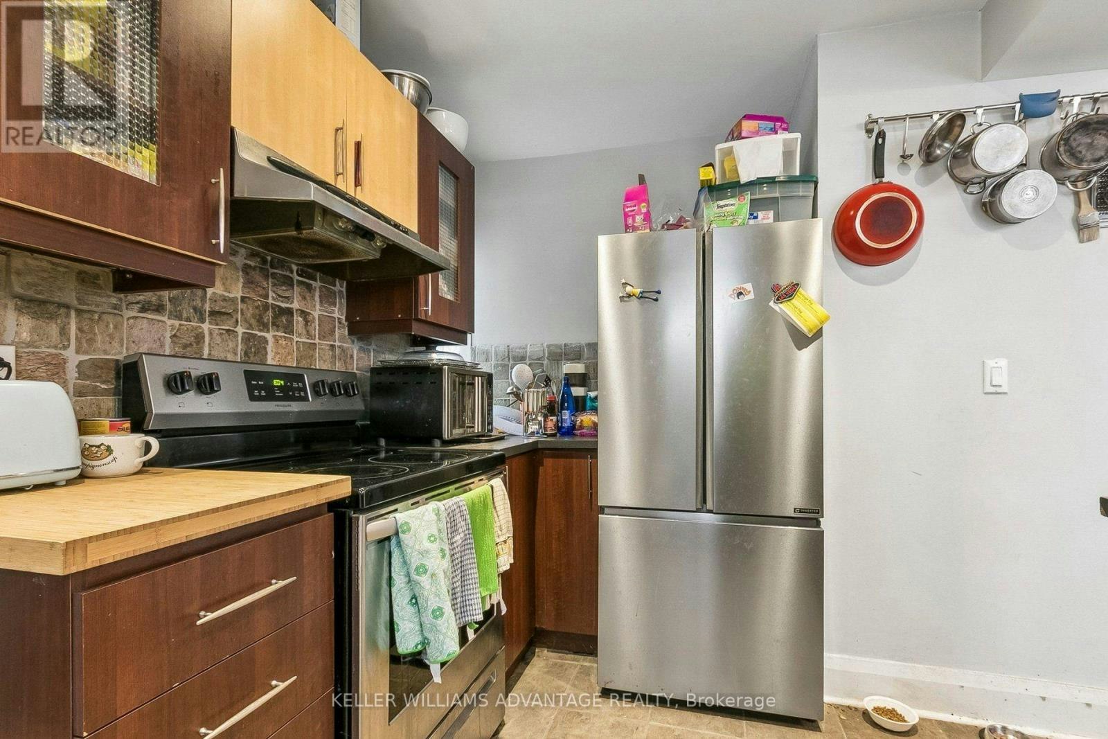 MAIN & 2ND-585 Woodbine Avenue, Toronto, ON, M4E 2H9 - 9