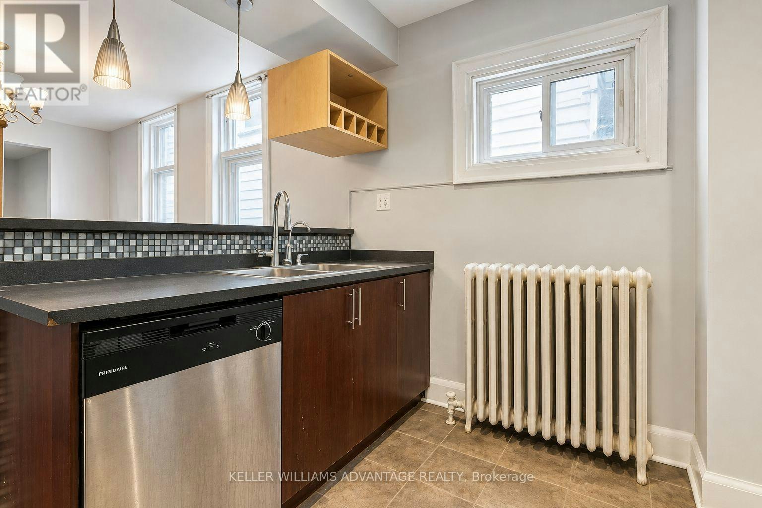 MAIN & 2ND-585 Woodbine Avenue, Toronto, ON, M4E 2H9 - 14