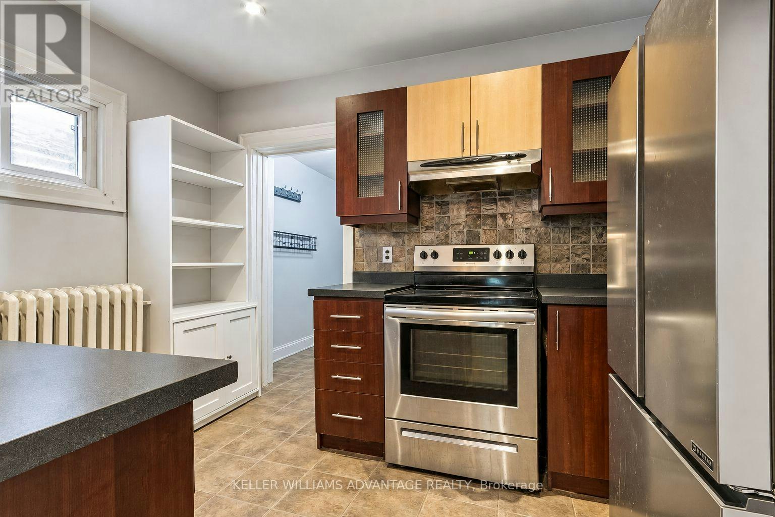 MAIN & 2ND-585 Woodbine Avenue, Toronto, ON, M4E 2H9 - 12