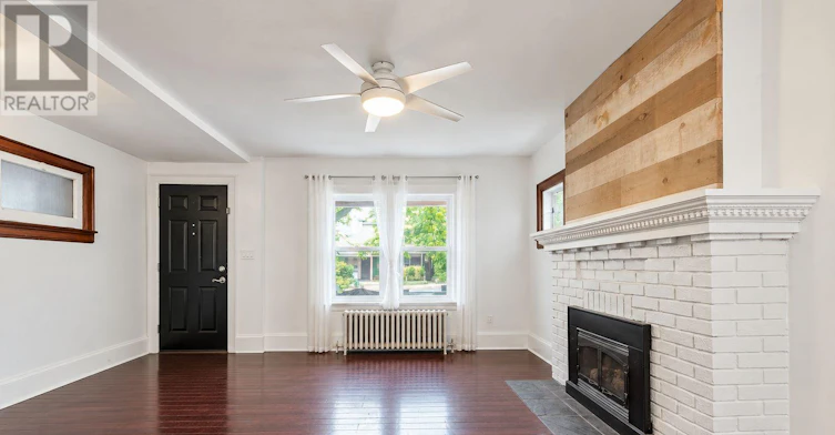 MAIN & 2ND-585 Woodbine Avenue, Toronto, ON, M4E 2H9 - 3