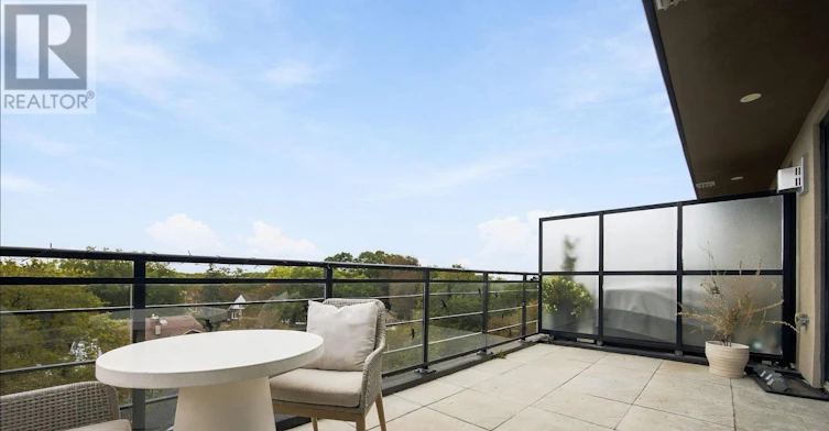 519-365 Beech Avenue, Toronto, ON, M4E 0C2 - 21