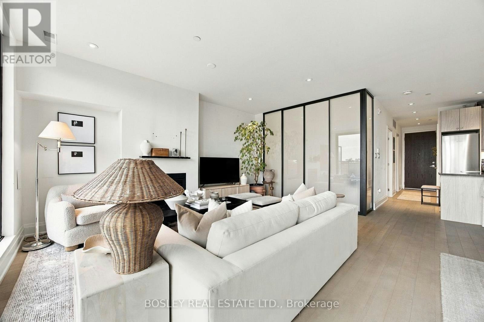 519-365 Beech Avenue, Toronto, ON, M4E 0C2 - 3