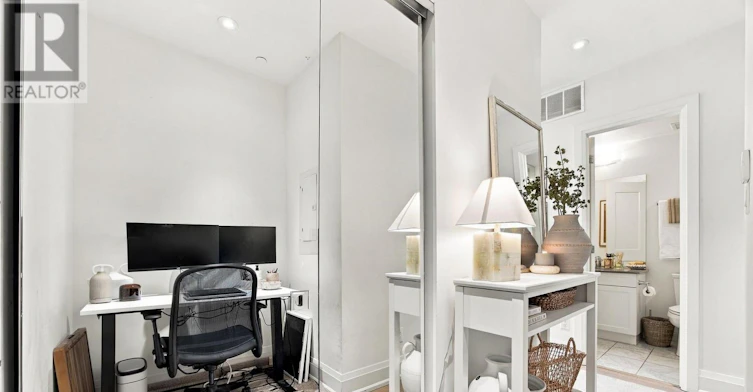 519-365 Beech Avenue, Toronto, ON, M4E 0C2 - 20