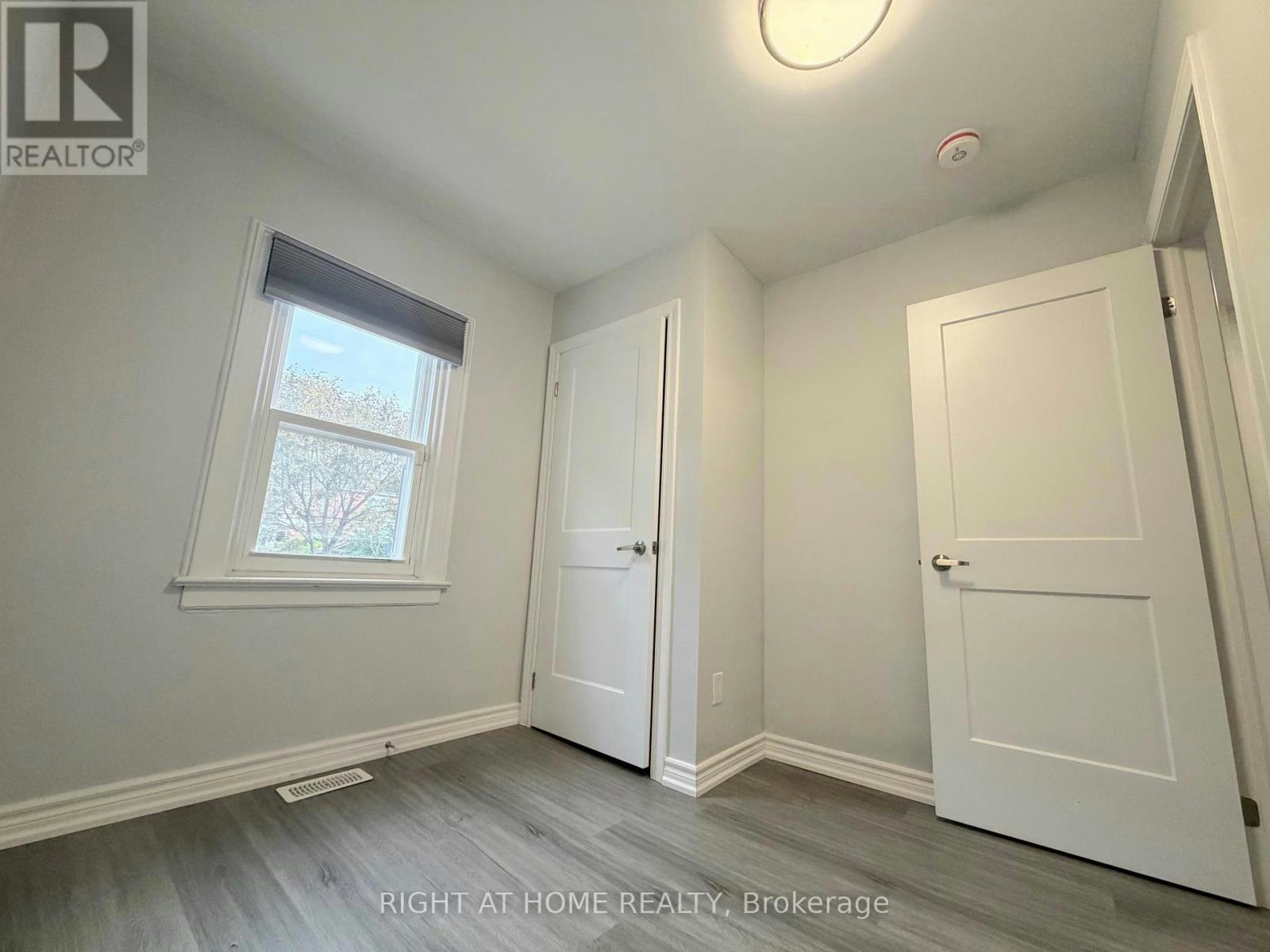 UPPER-408 Strathmore Boulevard, Toronto, ON, M4C 1N5