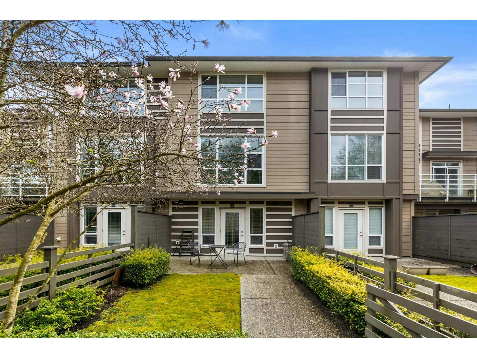 40-15405 31 Avenue, Surrey, BC, V3Z 2W5
