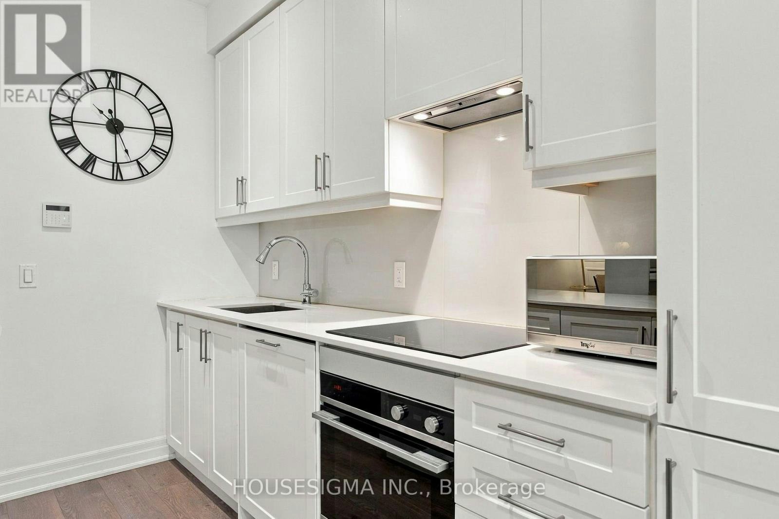 705-9085 Jane Street, Vaughan, ON, L4K 0L8 - 7