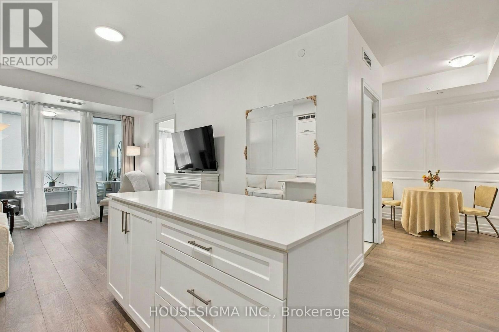 705-9085 Jane Street, Vaughan, ON, L4K 0L8 - 5