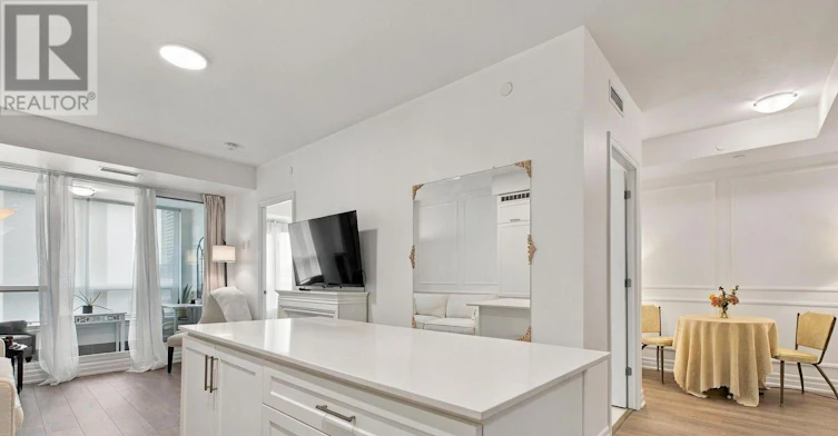 705-9085 Jane Street, Vaughan, ON, L4K 0L8 - 5