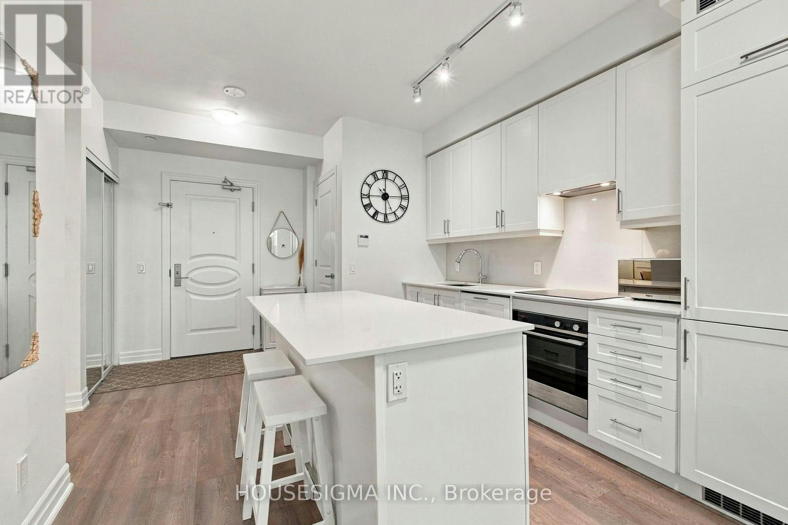 705-9085 Jane Street, Vaughan, ON, L4K 0L8 - 6