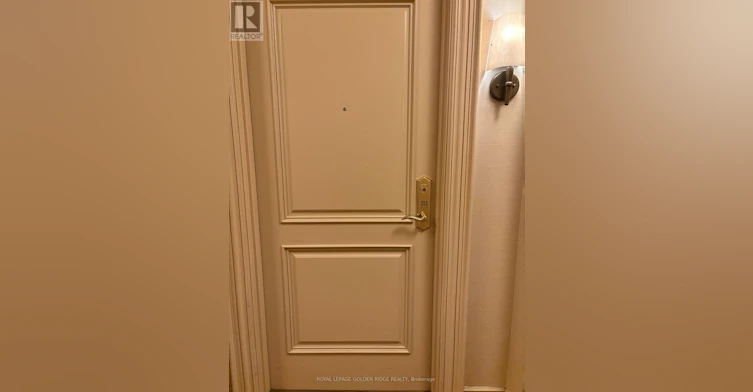 715-9245 Jane Street, Vaughan, ON, L6A 0J9 - 2