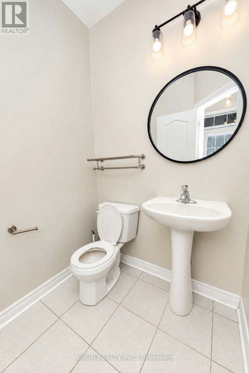 63 Forsyth Crescent N, Barrie, ON, L4N 6R1 - 3