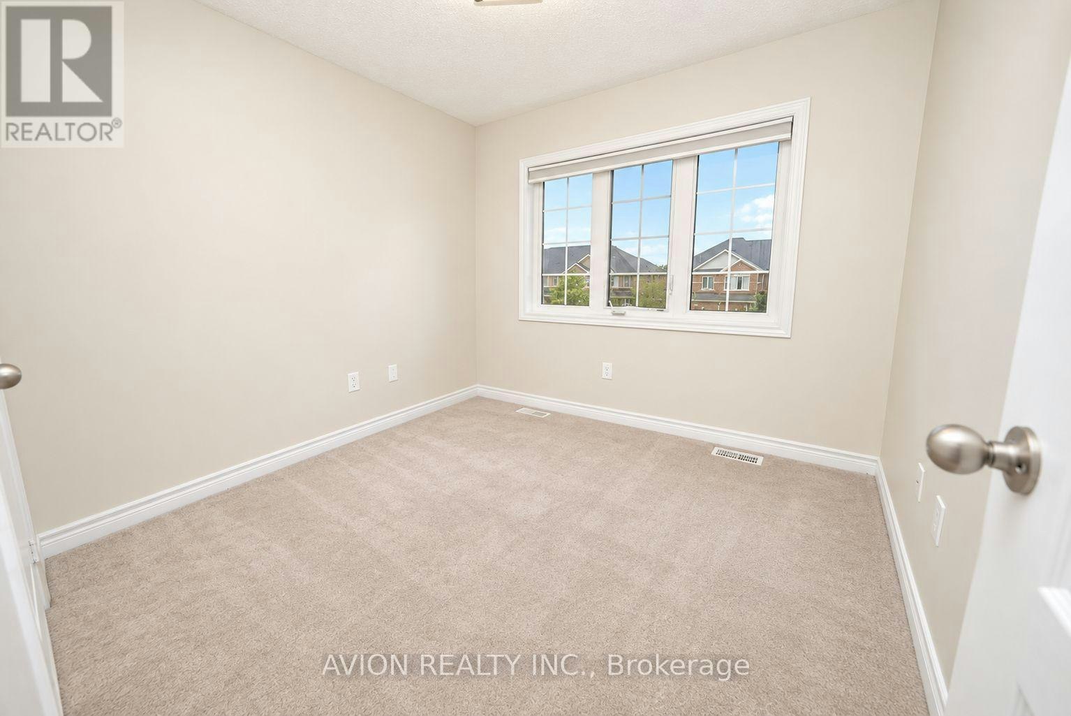 63 Forsyth Crescent N, Barrie, ON, L4N 6R1 - 12