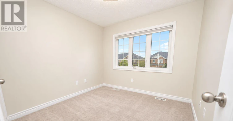 63 Forsyth Crescent N, Barrie, ON, L4N 6R1 - 12