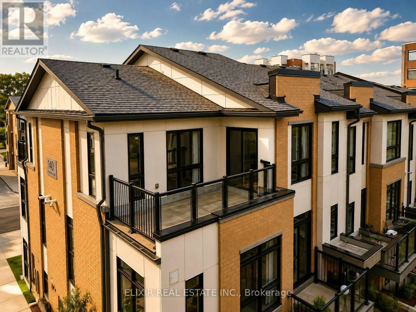 206-140 Canon Jackson Drive, Toronto, ON, M6M 0B9