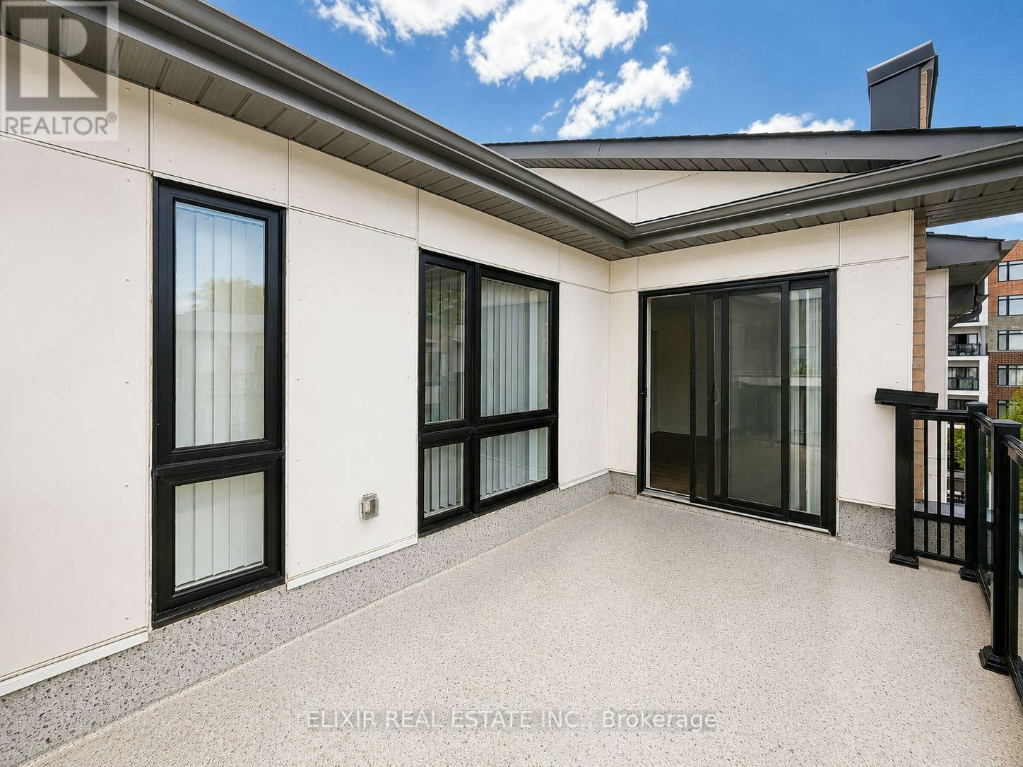 206-140 Canon Jackson Drive, Toronto, ON, M6M 0B9 - 16