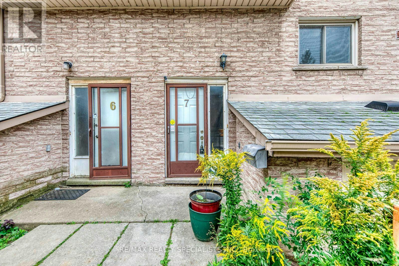 7-325 Mary Street, Hamilton, ON, L8L 8A2 - 3