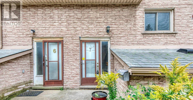 7-325 Mary Street, Hamilton, ON, L8L 8A2 - 3