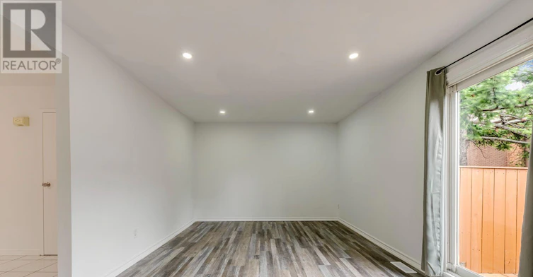7-325 Mary Street, Hamilton, ON, L8L 8A2 - 14