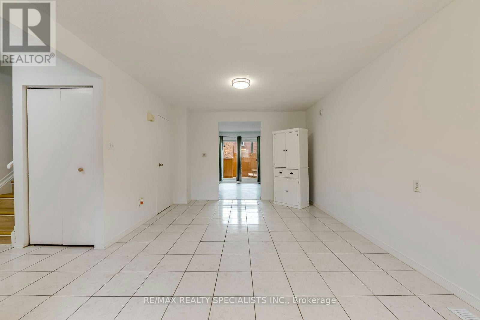 7-325 Mary Street, Hamilton, ON, L8L 8A2 - 5
