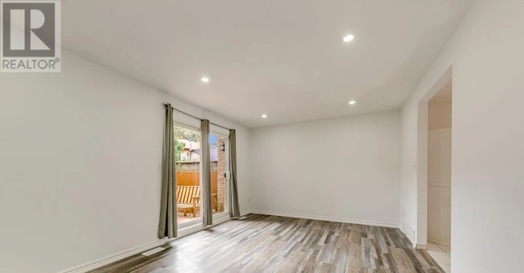7-325 Mary Street, Hamilton, ON, L8L 8A2 - 17