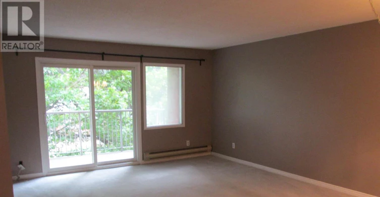 203-5 Niagara Street, Grimsby, ON, L3M 5A3 - 4