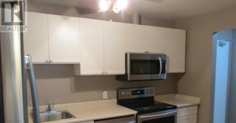 203-5 Niagara Street, Grimsby, ON, L3M 5A3 - 6