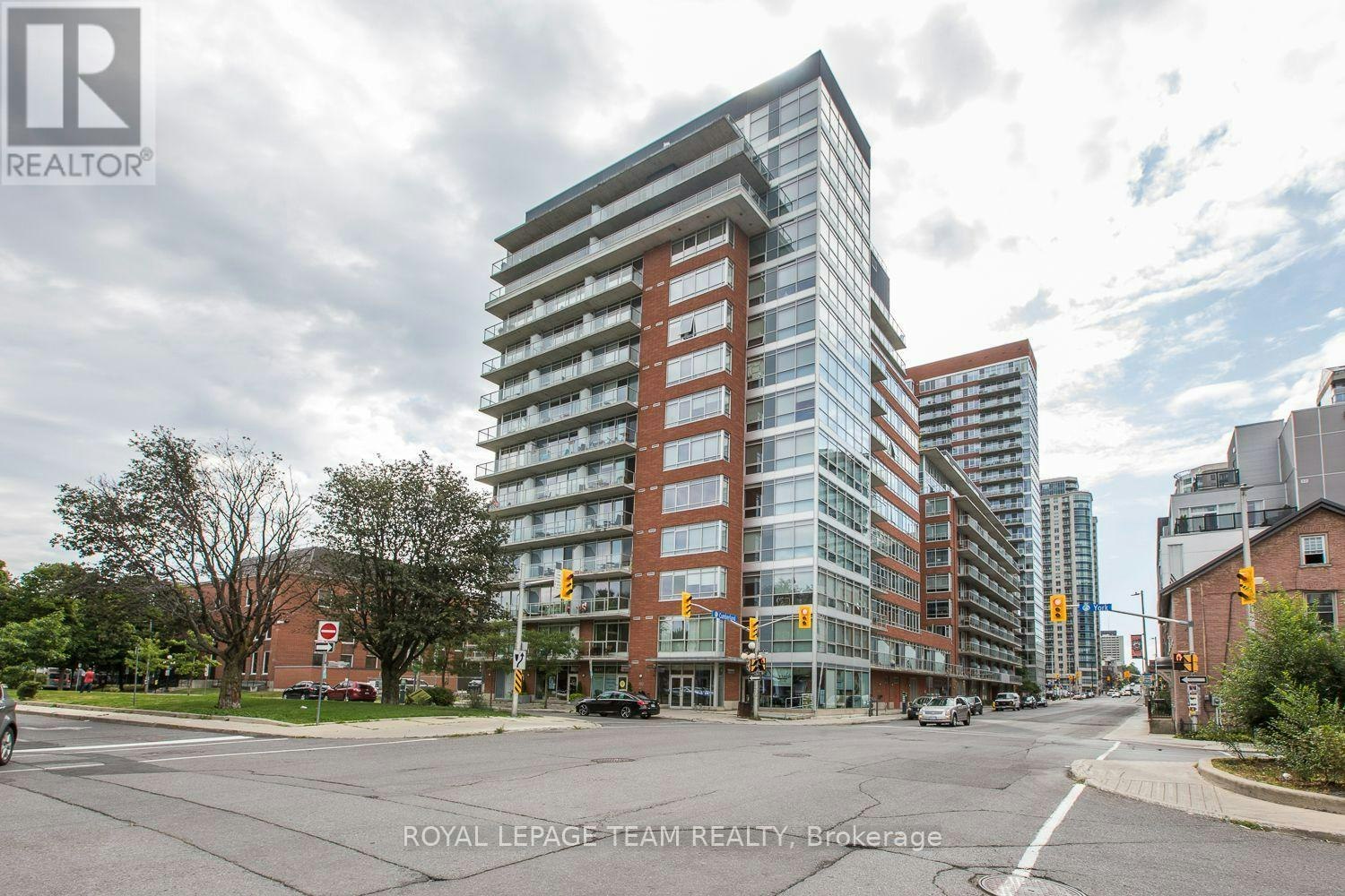209-180 York Street, Ottawa, ON, K1N 1J6 - 2