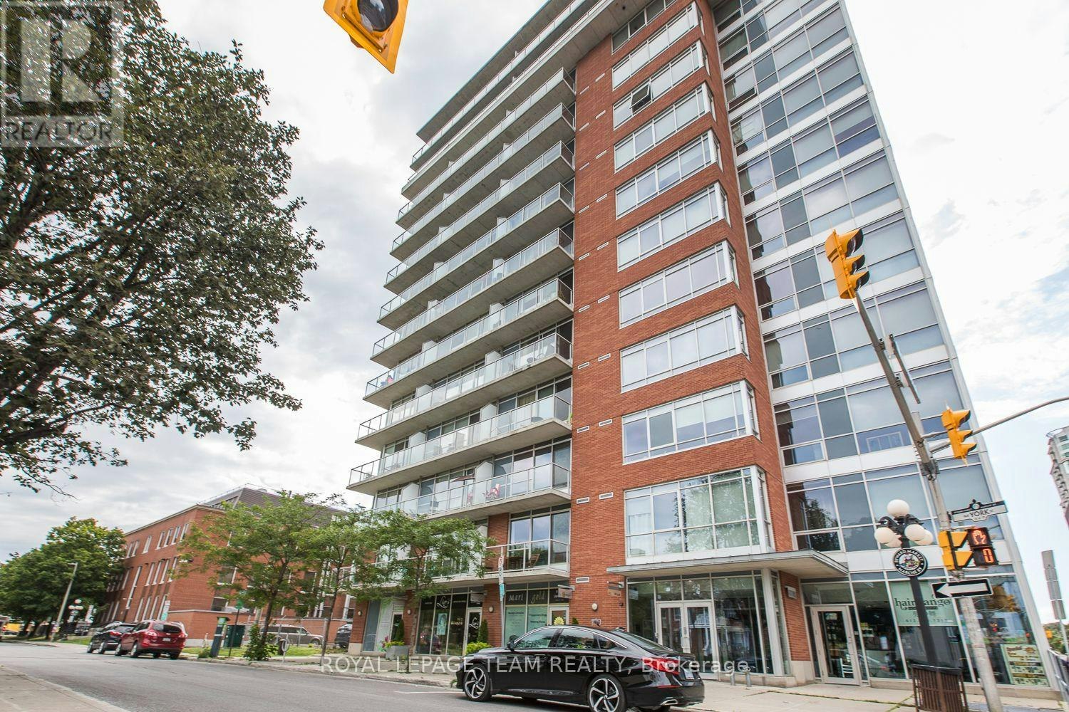 209-180 York Street, Ottawa, ON, K1N 1J6