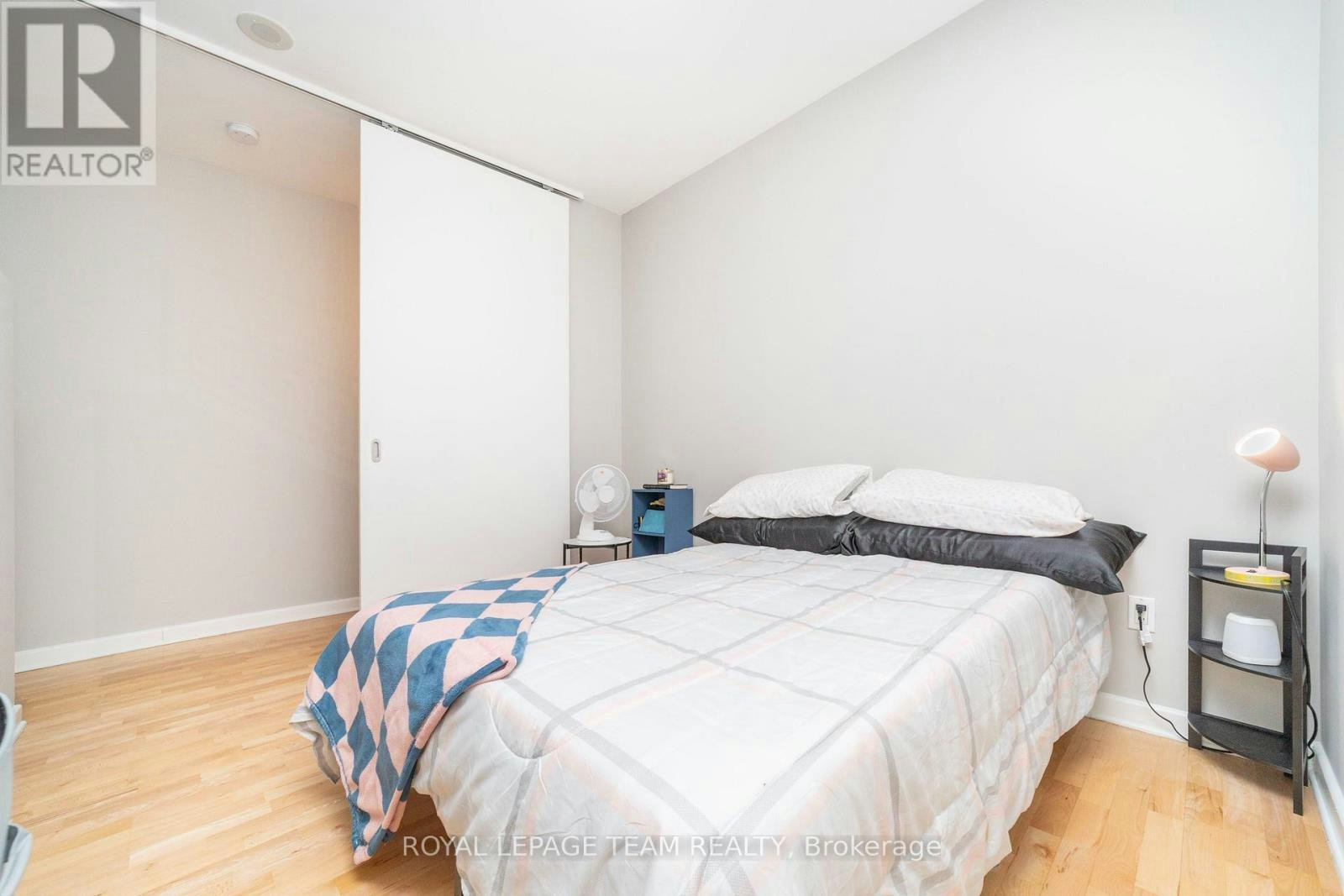209-180 York Street, Ottawa, ON, K1N 1J6 - 7