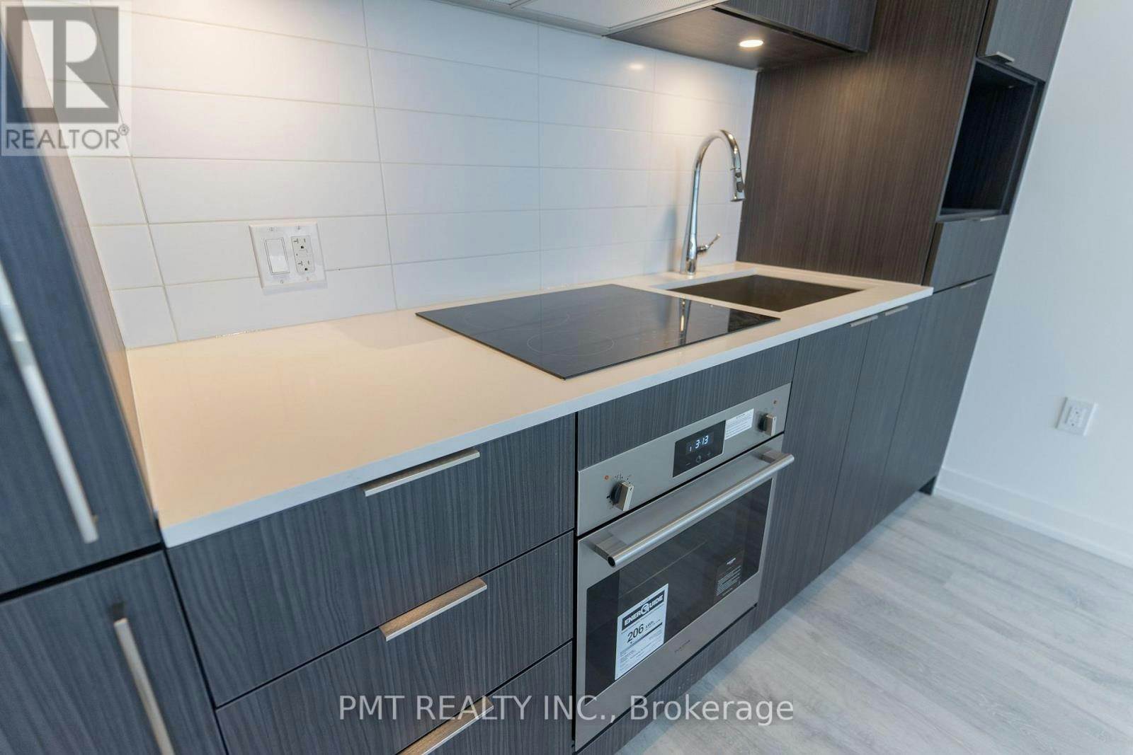 N2610-7 Golden Lion Heights, Toronto, ON, M2M 0C1 - 2