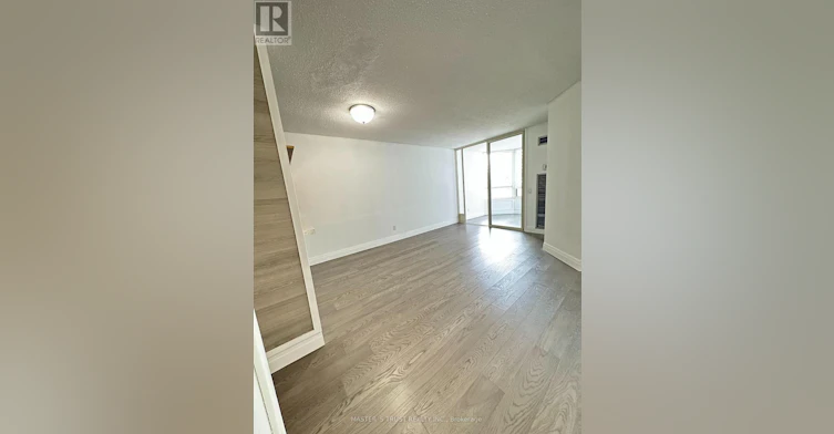 306-7 Bishop Avenue, Toronto, ON, M2M 4J4 - 18