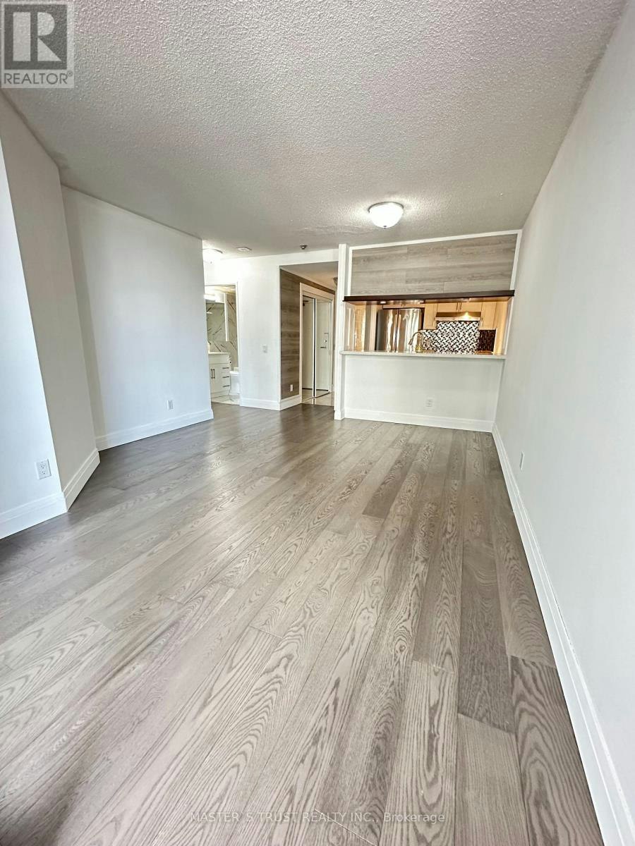 306-7 Bishop Avenue, Toronto, ON, M2M 4J4 - 21