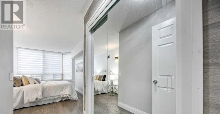 306-7 Bishop Avenue, Toronto, ON, M2M 4J4 - 9