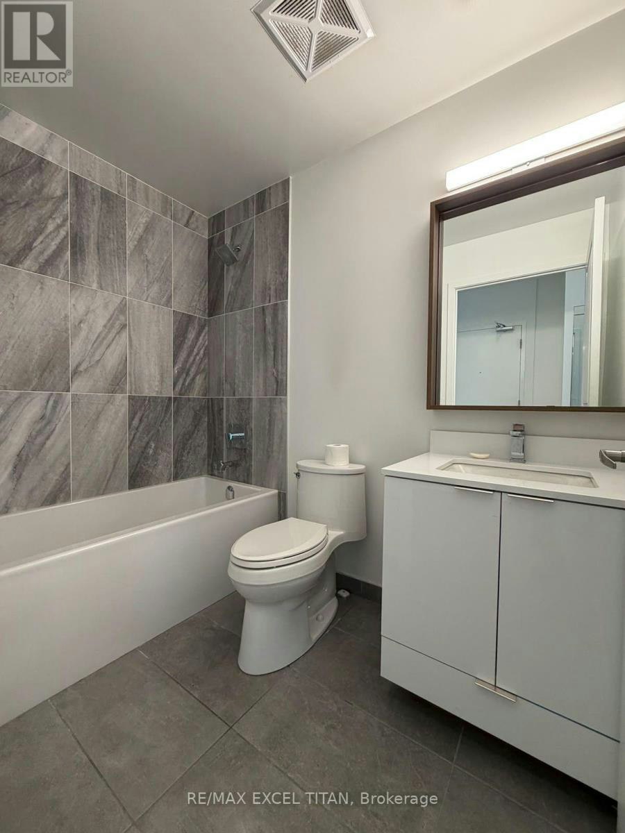 211-543 Richmond Street W, Toronto, ON, M5V 0W9 - 4
