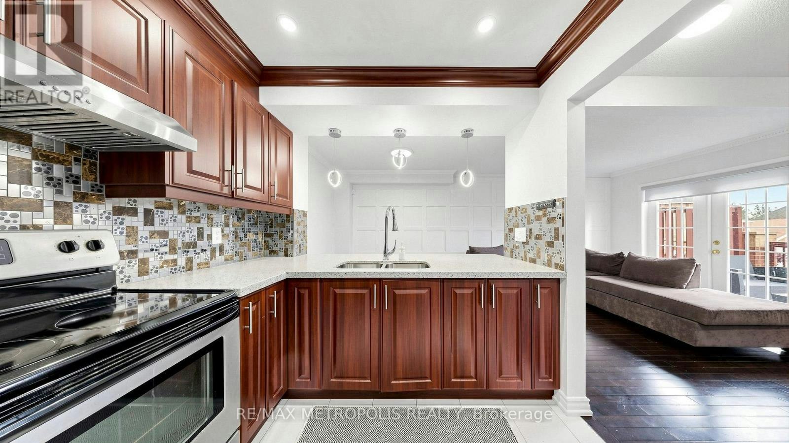 123-2 Hedge End Road, Toronto, ON, M1B 5Z8 - 17