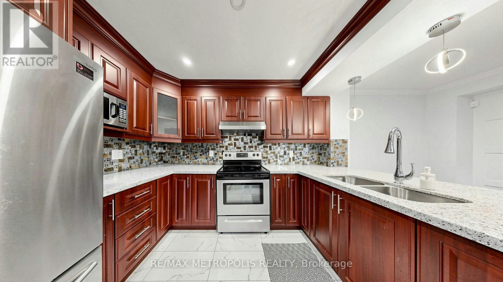 123-2 Hedge End Road, Toronto, ON, M1B 5Z8 - 14
