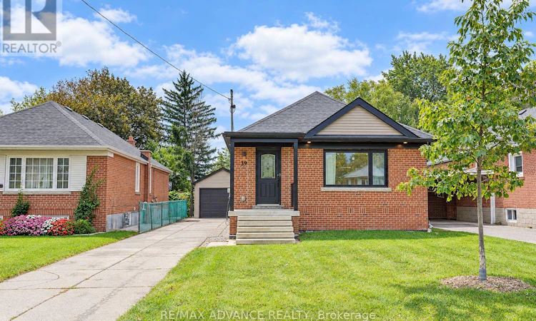 39 Janet Boulevard