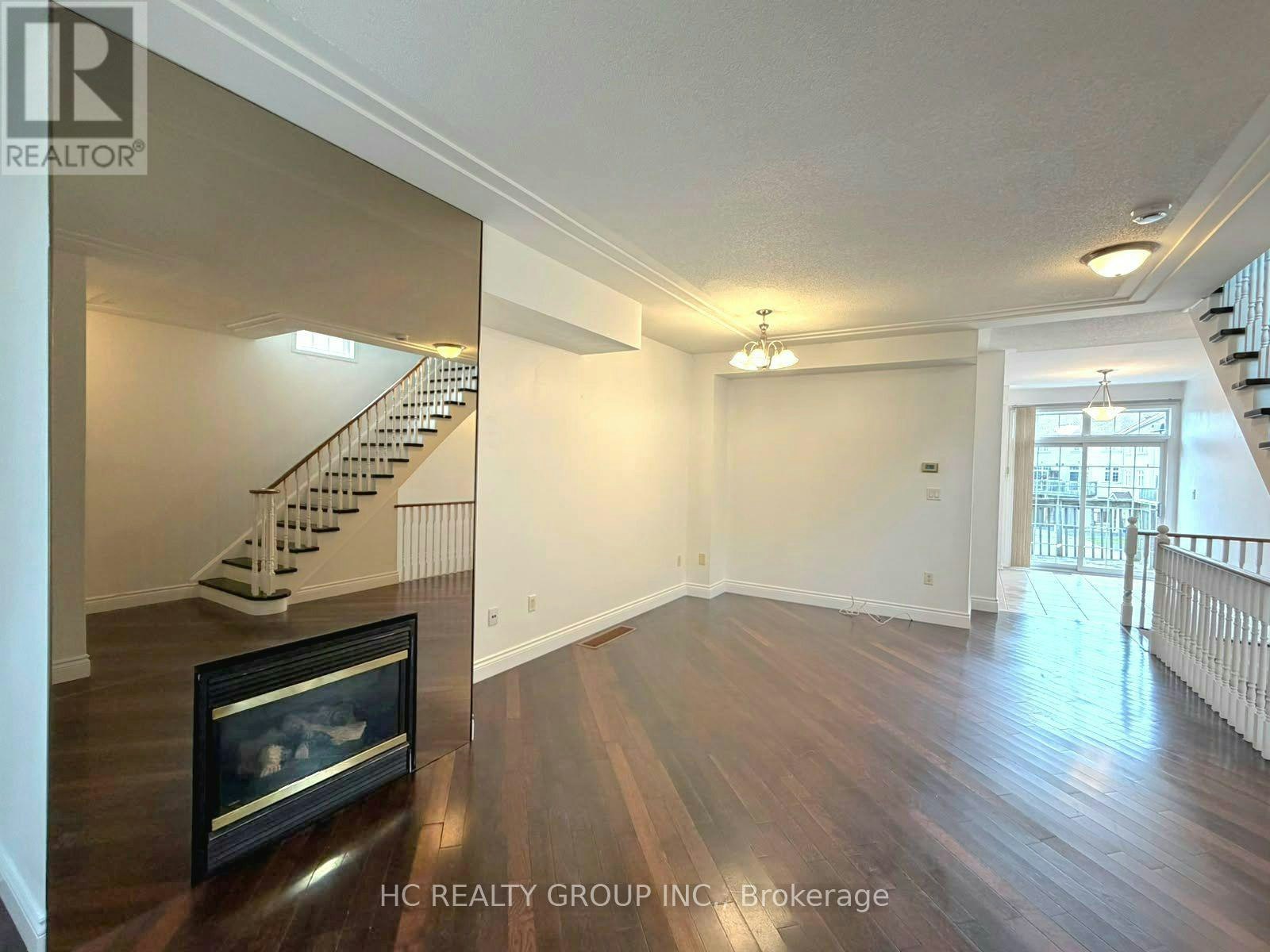 19-10 Post Oak Drive, Richmond Hill, ON, L4E 4H8 - 2