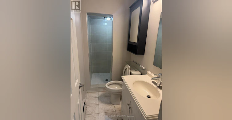 LOWER B-10432 Islington Avenue, Vaughan, ON, L0T 1C0 - 9