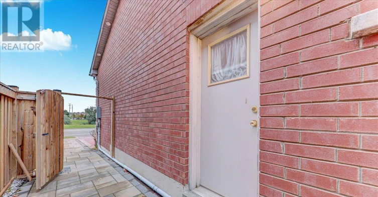 50 Marydale Avenue S, Markham, ON, L3S 3N3 - 3