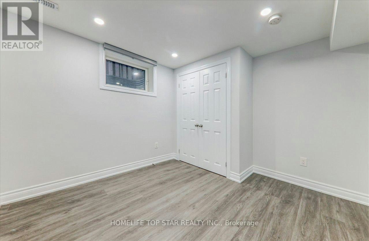 50 Marydale Avenue S, Markham, ON, L3S 3N3 - 12