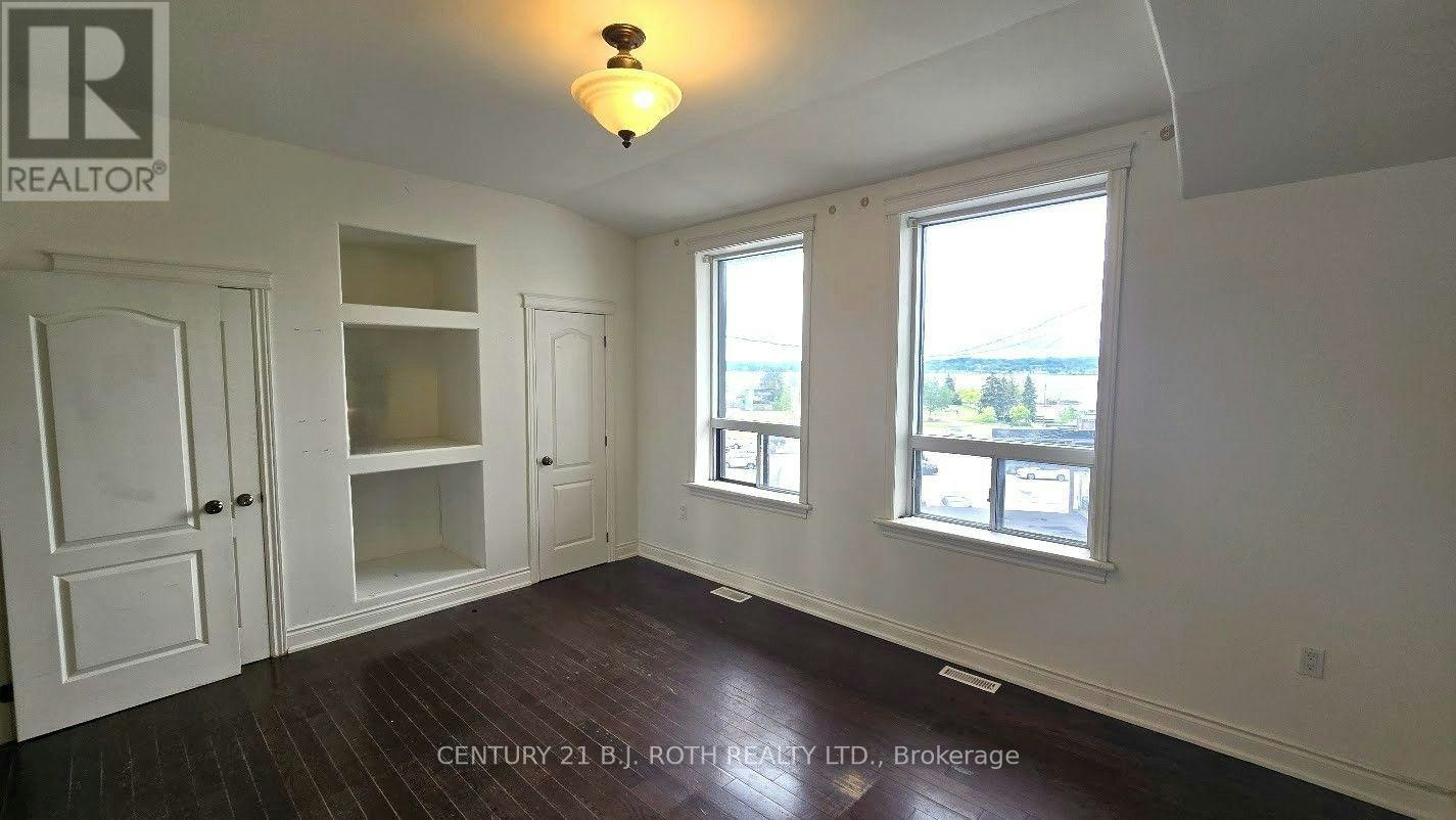 1-41 Dunlop Street E, Barrie, ON, L4M 1L2 - 12