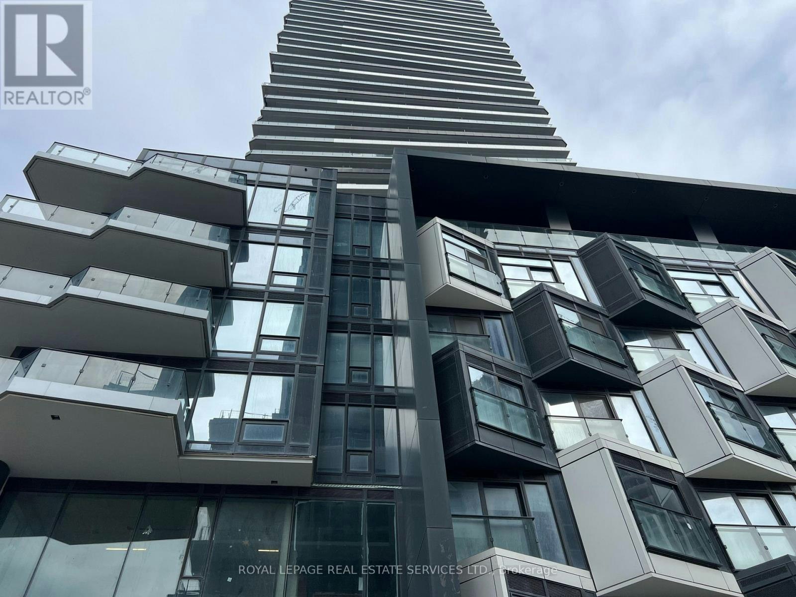 3702-448 Burnhamthorpe Road, Mississauga, ON, L5B 0R4