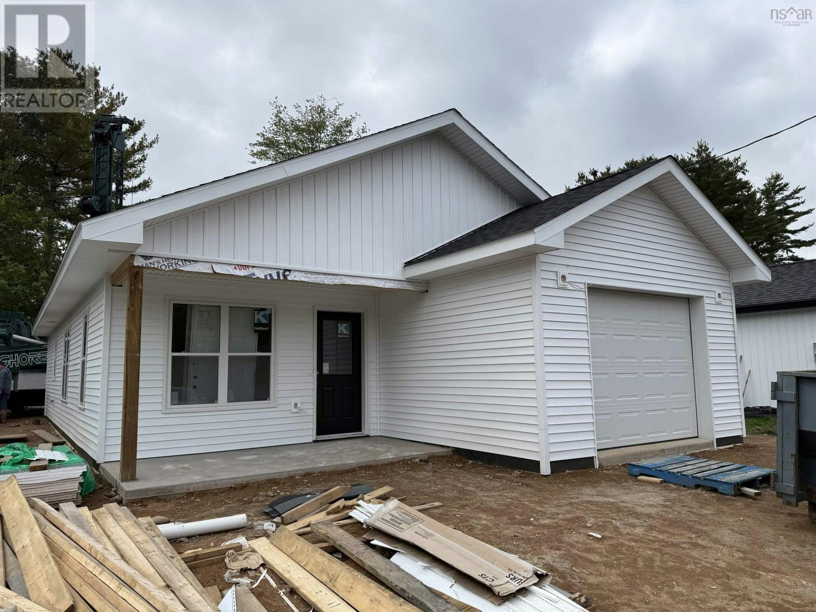 24 Peterson Street, Cambridge, NS, B0P 1G0